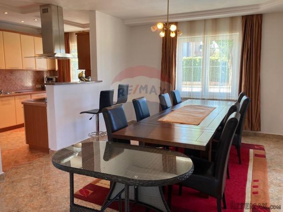 Poreč, okolica, apartmanska kuća s pogledom na more