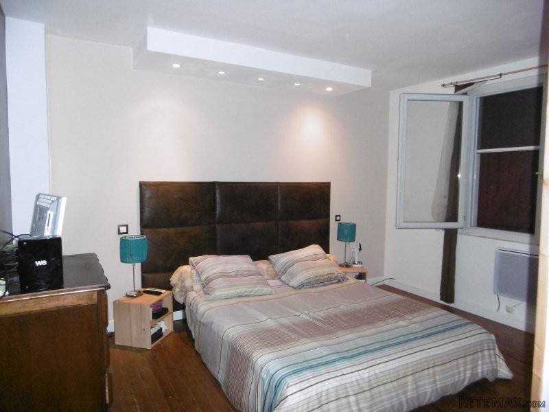 Well Renovated Semi-Deteched 3 Bedroom.. - 2