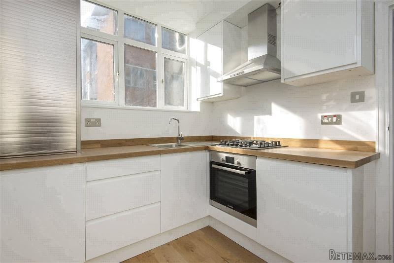 Property - London - For Sale