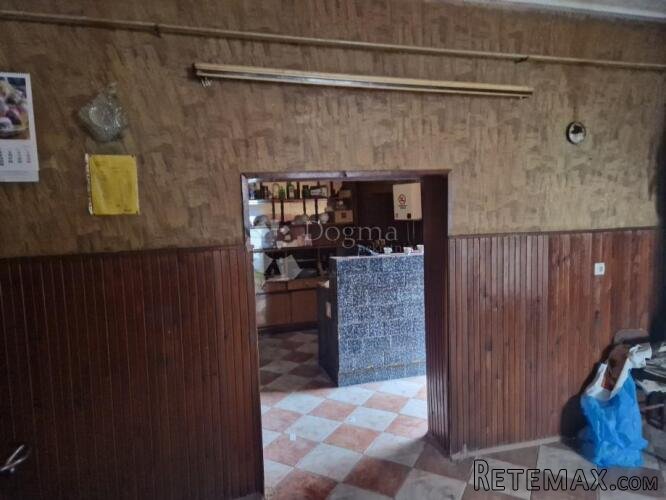 ZMAJEVAC - U SAMOM CENTRU POSLOVNO STAMBENA ZGRADA - 3