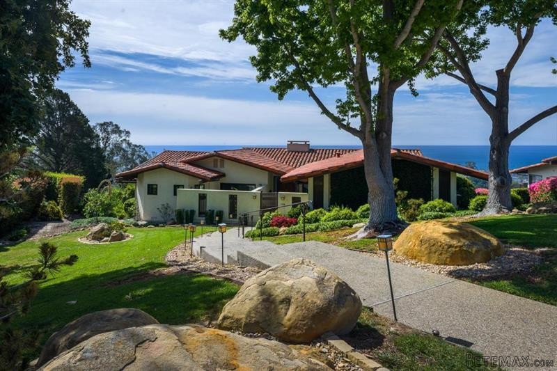 3 bedroom House For Sale: 178 Coronada..
