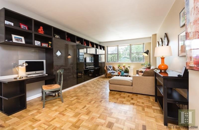 1 bedroom Apartment For Sale: 2500.. - 2