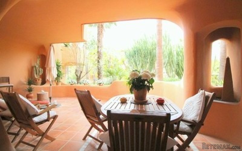 2 bedroom groundfloor apartment, santa..