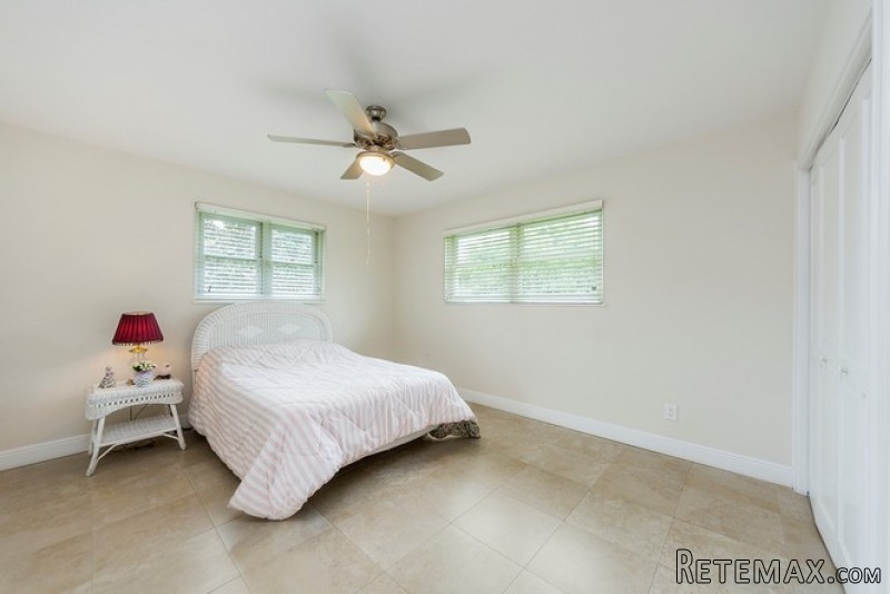 3 bedroom House For Sale: 15660 SW 75..