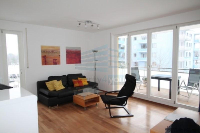 Helle, top moblierte 2-Zi Wohnung in..