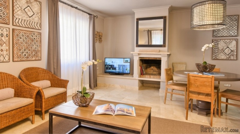 One Bedroom Townhouse, 44, Las Lomas.. - 2