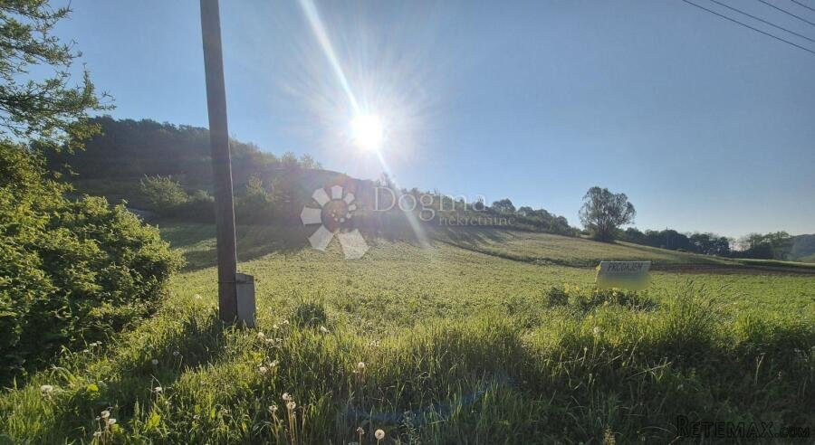 Građevinsko zemljište 2.514m² nadomak Sv. Križa Začretja!