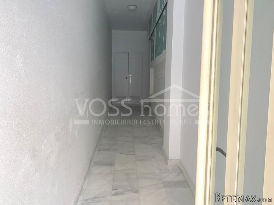 NEW LISTING TO VOSS HOMES - A large, 2 storey 4 bed, 4.. - 4