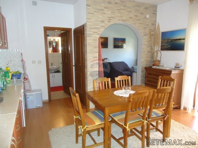 APARTMANSKA KUĆA U MEDULINU - 3