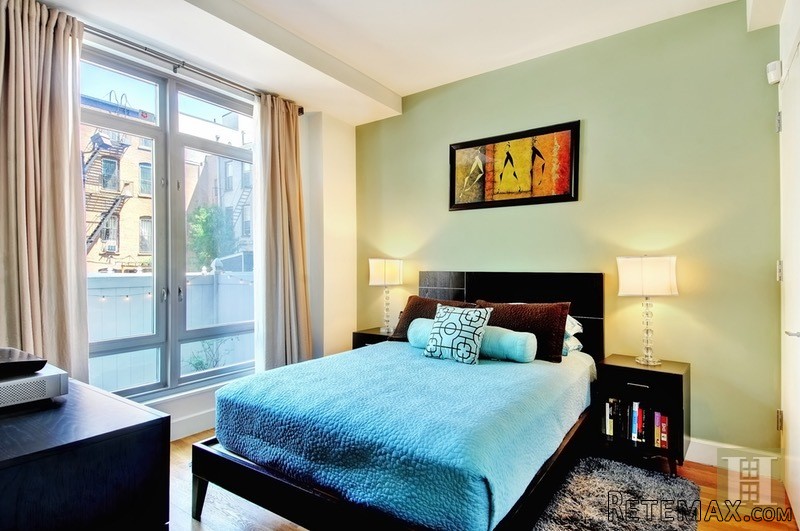 1 bedroom Apartment For Sale: 315 GATES..