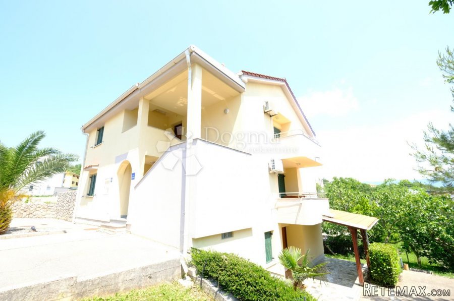 Apartman s okućnicom blizu mora - 2