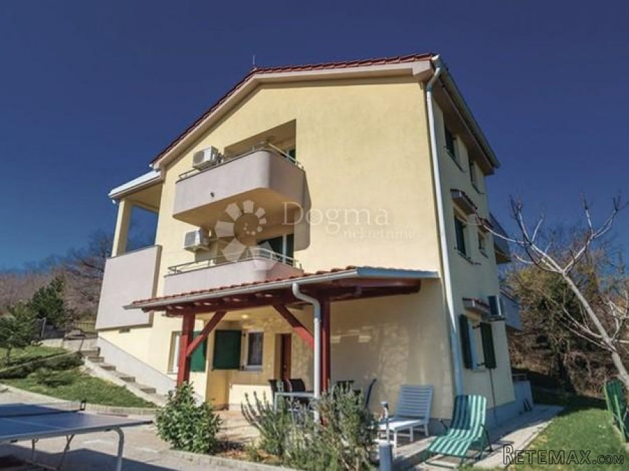 Apartman s okućnicom blizu mora - 3