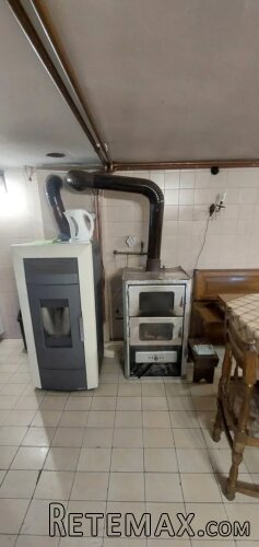 Kuća u mirnom delu naselja Trešnja - 3
