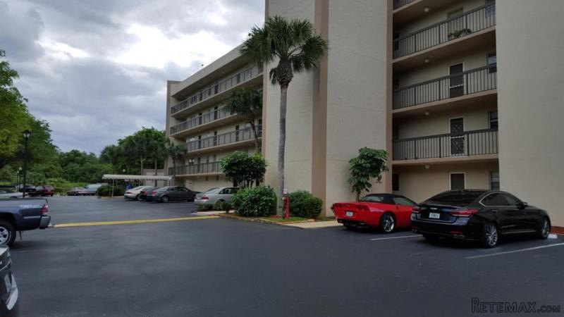 198 Nw 67th St #302, Boca Raton, FL -..