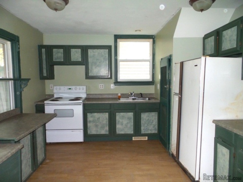 220 Rochester St Fulton, NY, 13069.. - 2