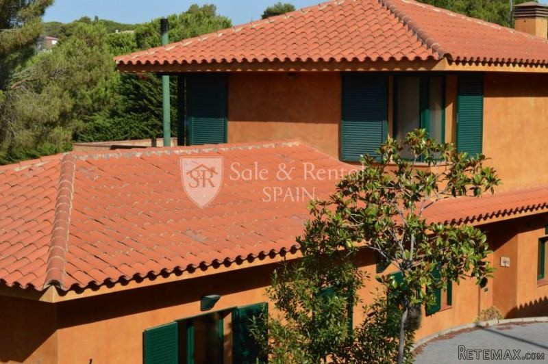Fantastic Modern Villa With Large..