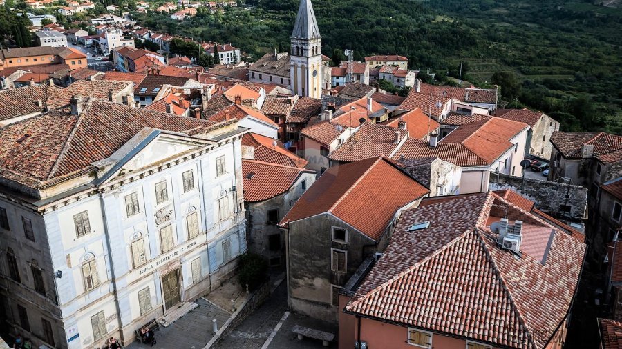 Istra, Buje, autohtona kuća s velikim potencijalom - 8