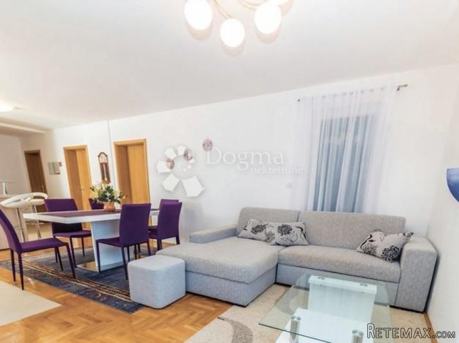 Apartman s okućnicom blizu mora - 9