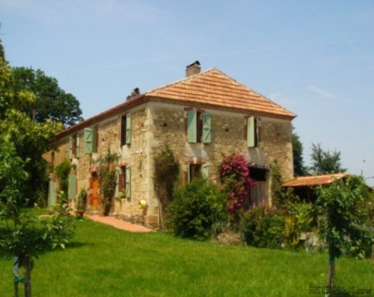 Exceptional maison de maitre with gite..