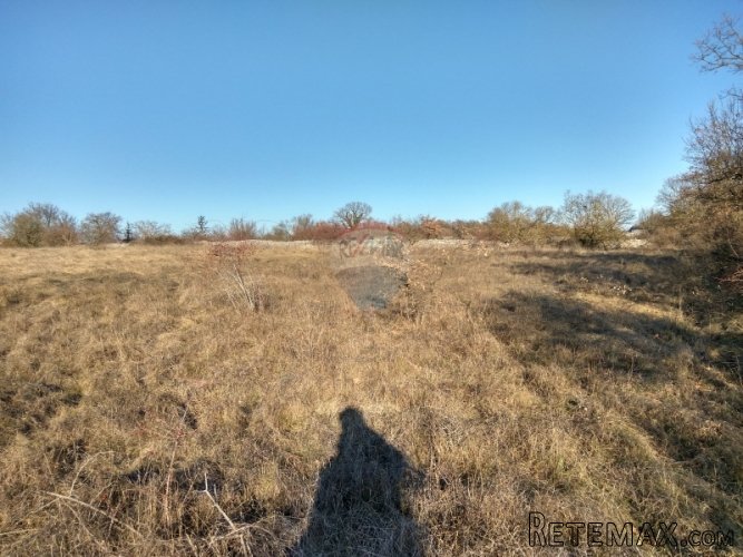 Istra, Kanfanar -građevinsko zemljište 4178m2 za... - 4