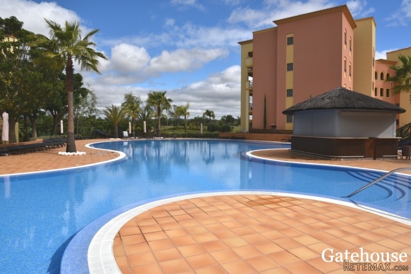 3 Beds Apartment For Sale In Vilamoura..