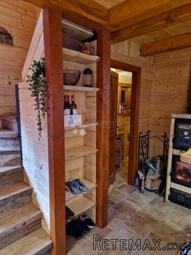 KRALJEVICA VELI DOL VIKENDICA SA OKUĆNICOM - 2
