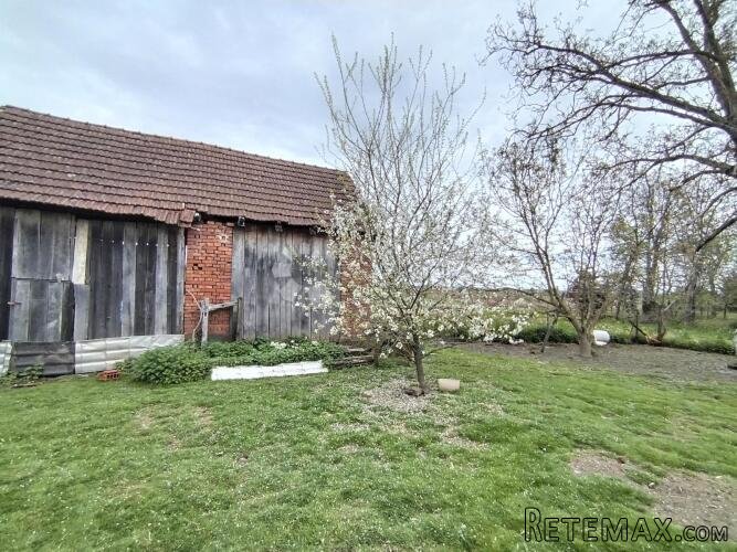 Prilika u Dubravi – kuća za adaptaciju ili novu gradnju! - 2