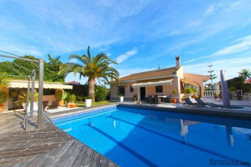 4 Bedroom 5 Bathroom Villa In.. - 2