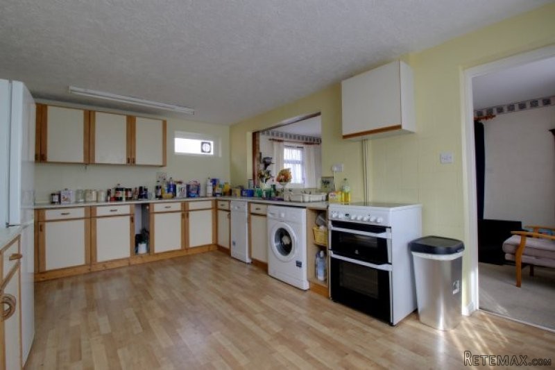 2 bedroom, Detached Bungalow house for.. - 2