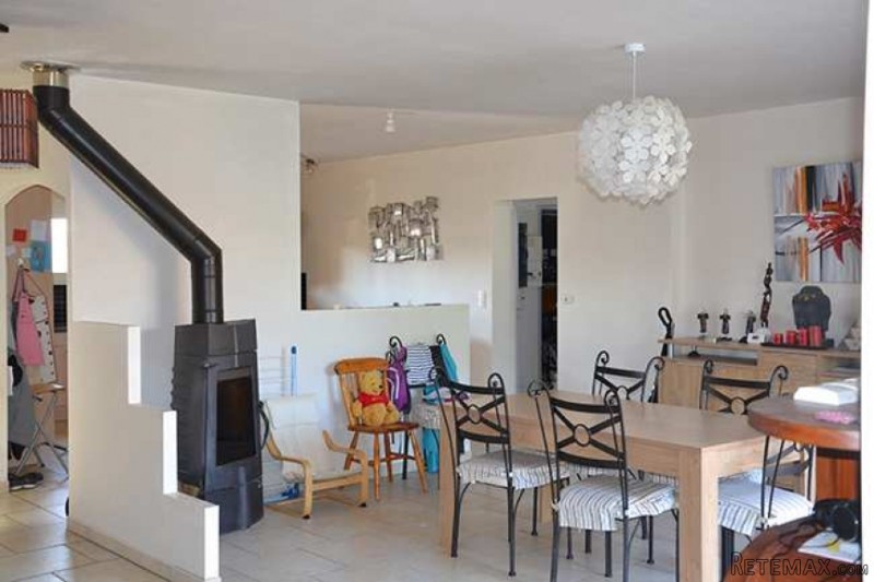6 Bedroom Detached House For Sale - 2