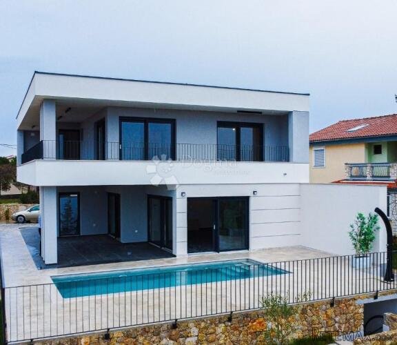 EKSKLUZIVNA VILLA S BAZENOM