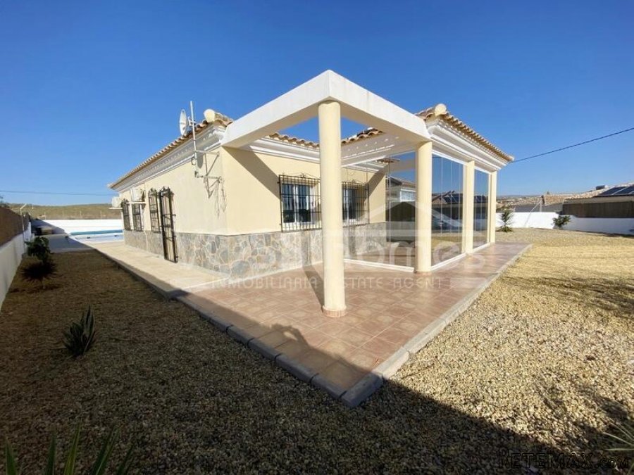 NEW & EXCLUSIVE LISTING TO VOSS HOMES - A recently.. - 6
