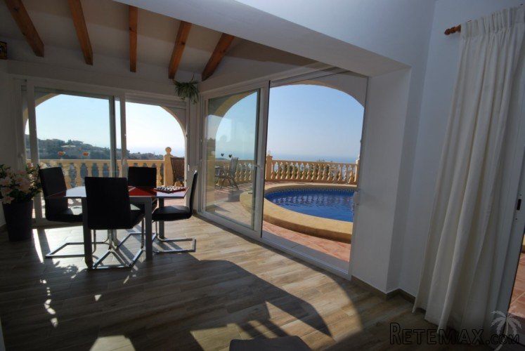 Detached villa on a large plot with stunning sea views.. - 7
