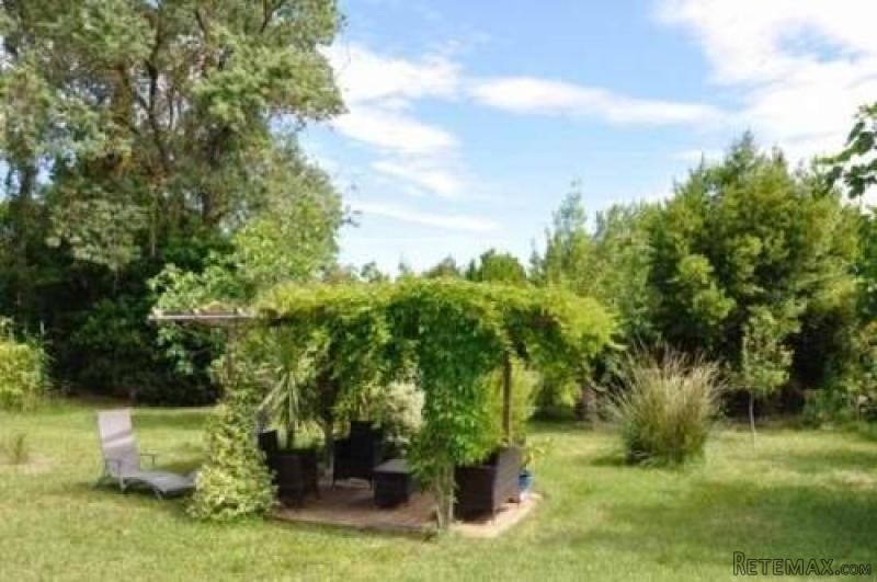 Superb Renovated Winegrowers` Home On.. - 2