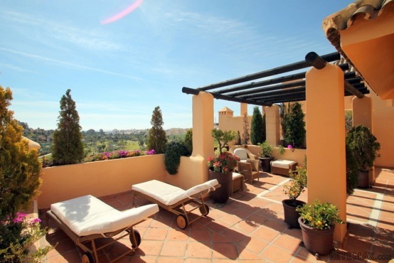 3 Bedroom Penthouse Apartment