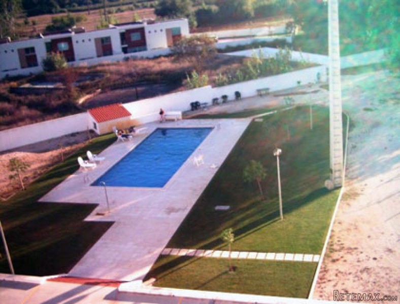 T4 - Apartments in Condominium with Pool