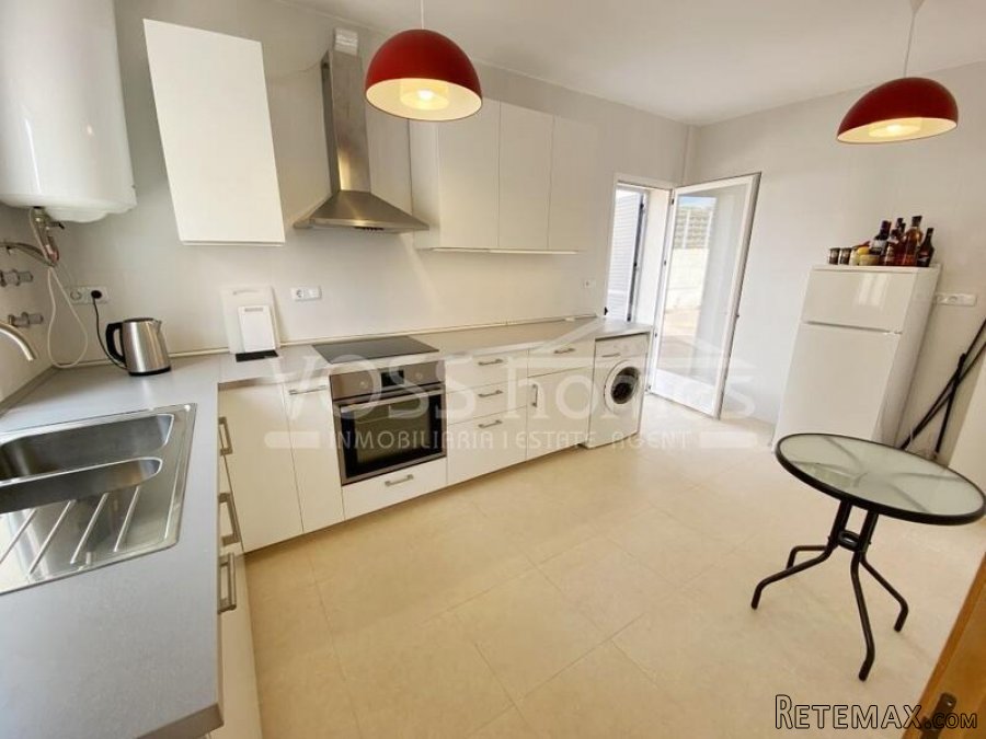 NEW & EXCUSIVE TO VOSS HOMES - A very spacious, modern.. - 3