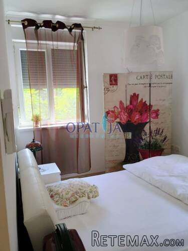 Opatija- prekrasan 2s+db s balkonom i bazenom - 3
