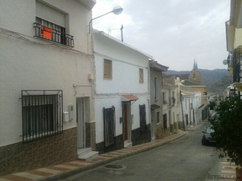 Town House / Village House in Cantoria