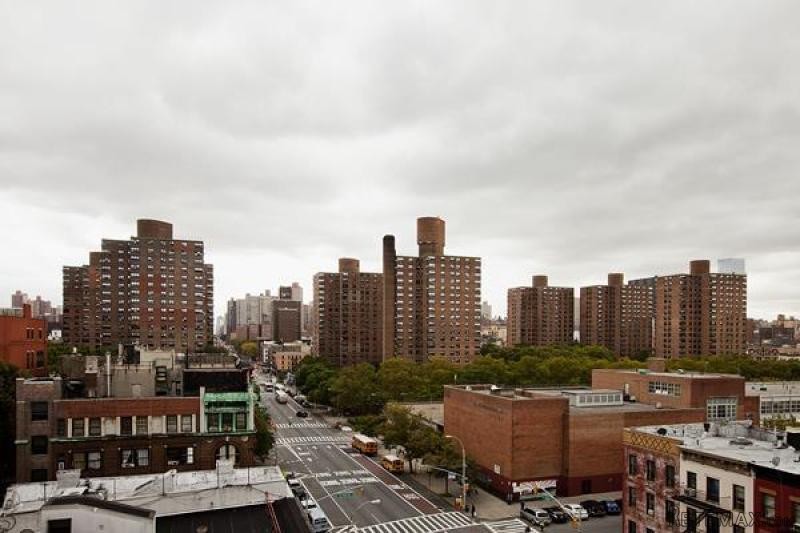 3 Bedrooms - Condo - New York State -.. - 2