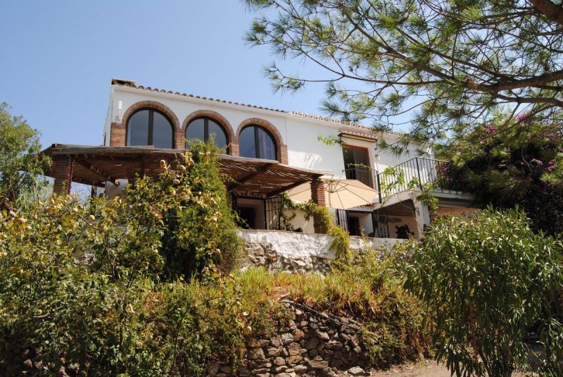 Country Houses for Sale in Competa..