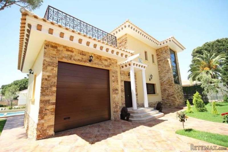 4 Bedroom 3 Bathroom Villa In Dehesa De.. - 2