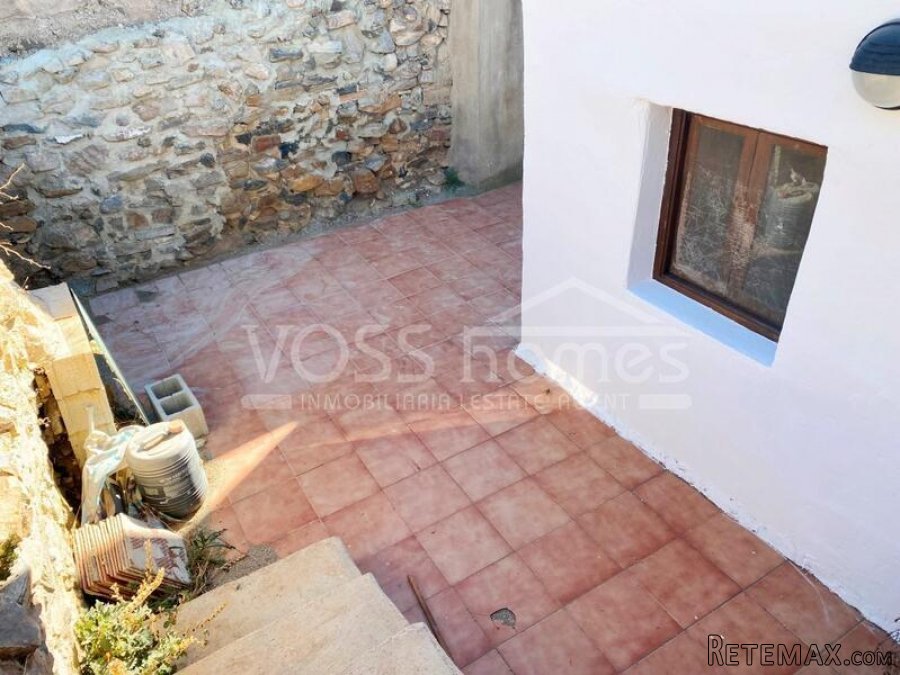 NEW & EXCLUSIVE TO VOSS HOMES - Lovely cottage style 3.. - 9