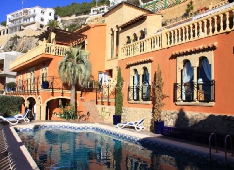 6 Bedroom Villa In Javea