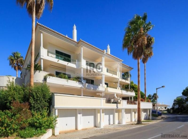 €650,000 - Vale do Lobo, Central..