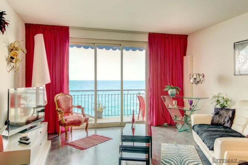 Sea Front Flat With Breathtaking 180°..