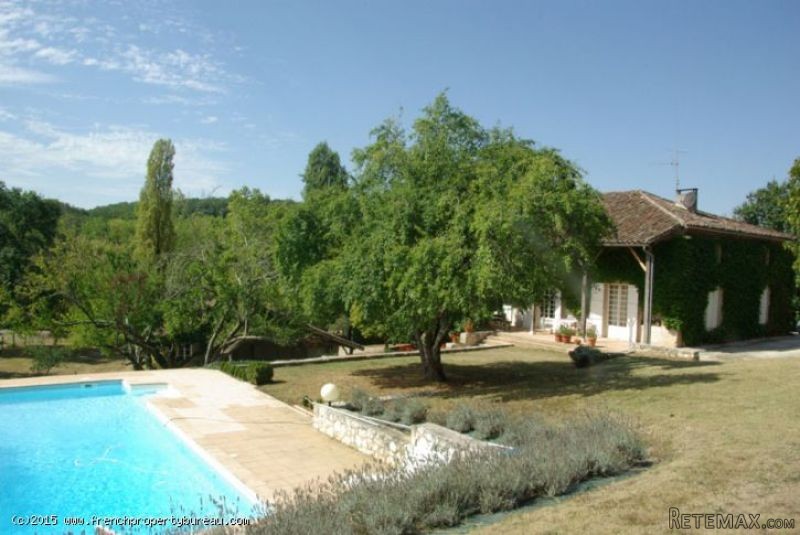 Large restored house with pool and..