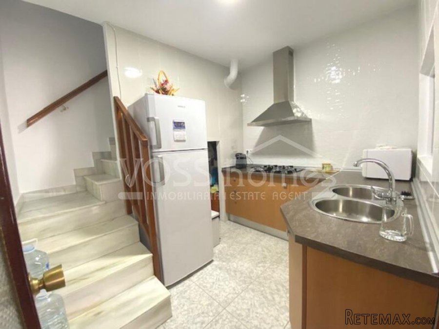 NEW LISTING TO VOSS HOMES - A spacious 3 bed, 2 bath Town.. - 6