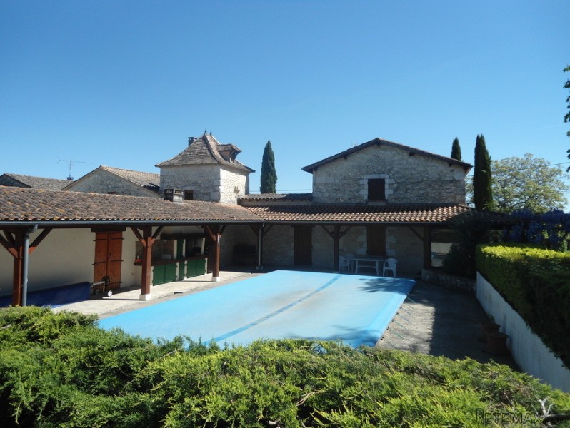 Farmhouse 5 Mins From Lively Village..