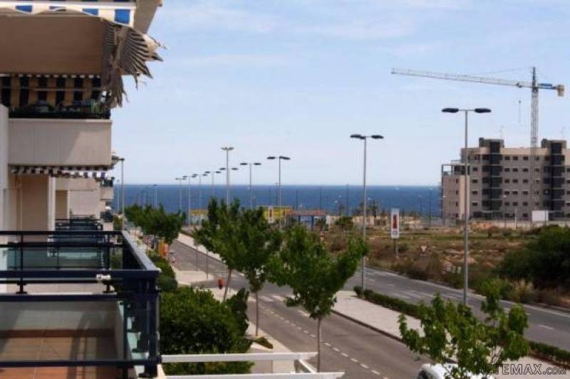 3 Bedroom 2 Bathroom Apartment In Mil..